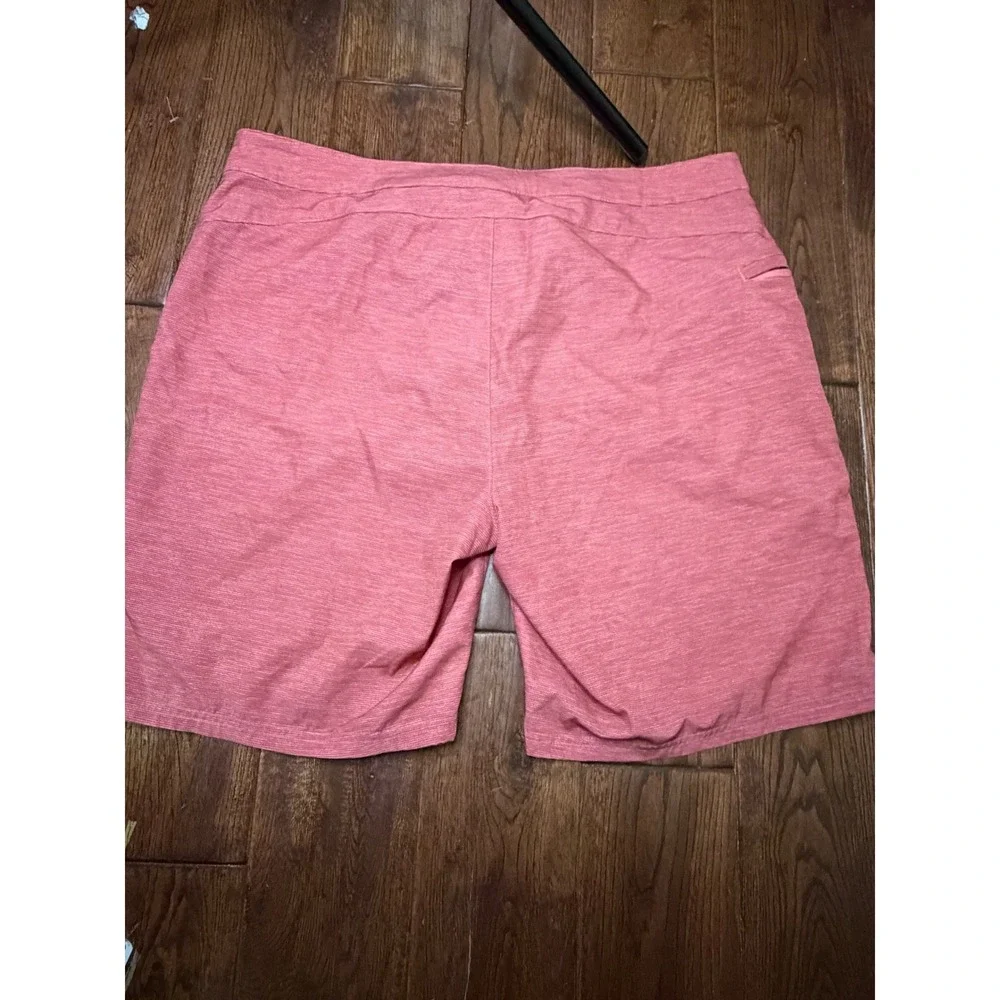 Vineyard Vines Mens Coral Pink Marlin Stripe Board Shorts Size 36 Swim Trunks